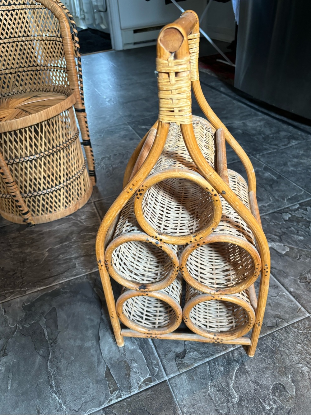 Vintage rattan wine rack - Picture 4 of 4